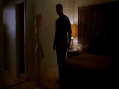 Slutty गोरा असभ्य सेक्स इच्छित