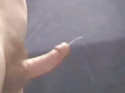 टॅटू गोरा तिच्या साथीदाराची फसवणूक करू लागला