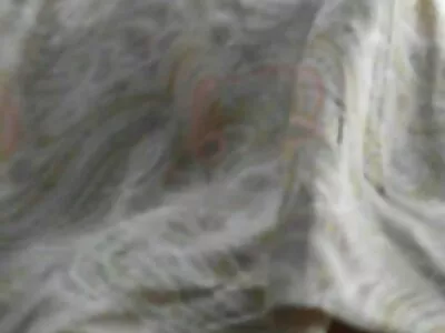 जिममधील बेब्स प्रेम करत आहेत