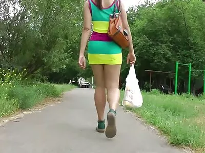 विनम्र लॅटिना गांड मध्ये अंदाजे fucked होते