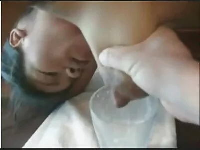 हॉट लॅटिना व्हॅनेसा स्कायला कडक संभोग होतो आणि तोंडात कम