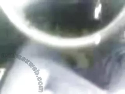 होली हेंड्रिक्स पलंगावर मोठा लॅटिनो कोंबडा देते