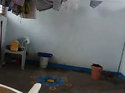 सेक्सी किशोर अभ्यास करत होता आणि सेक्स करत होता