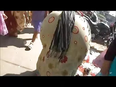 सुंदर गोरा एक स्लट मध्ये बदलला