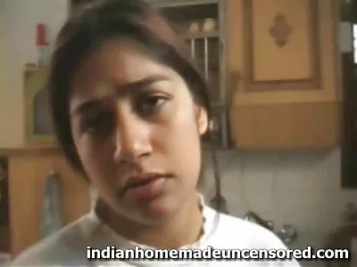 Megane लोपेझ तिच्या गुदद्वारासंबंधीचा भोक चांगले आणि योग्य fucked नाही